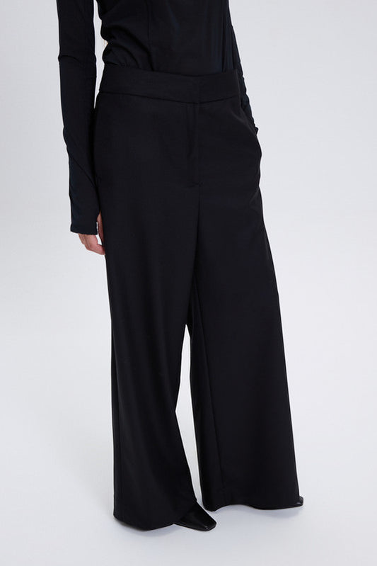 Ultraloose Andromeda