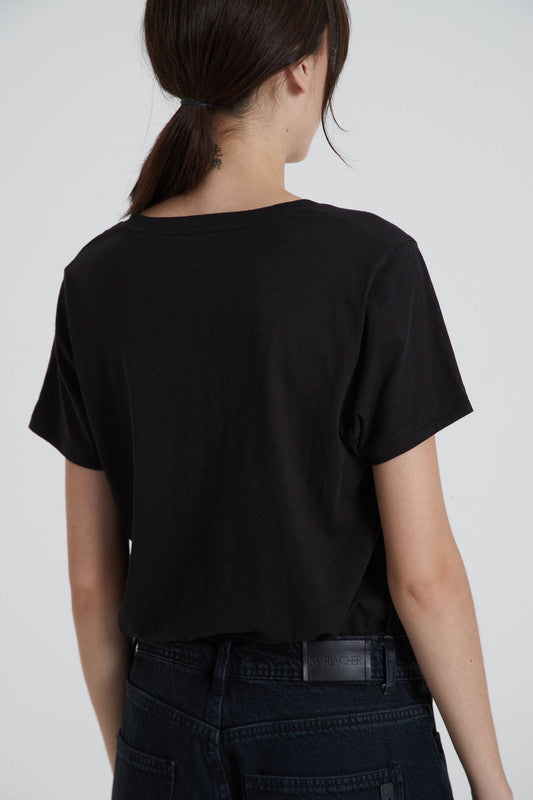 Remera V Estela