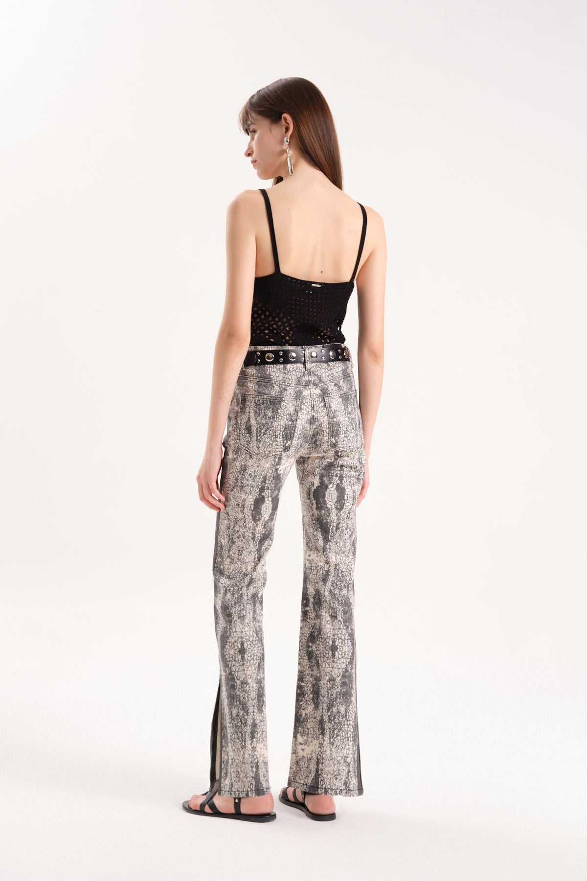 Flare Mon M