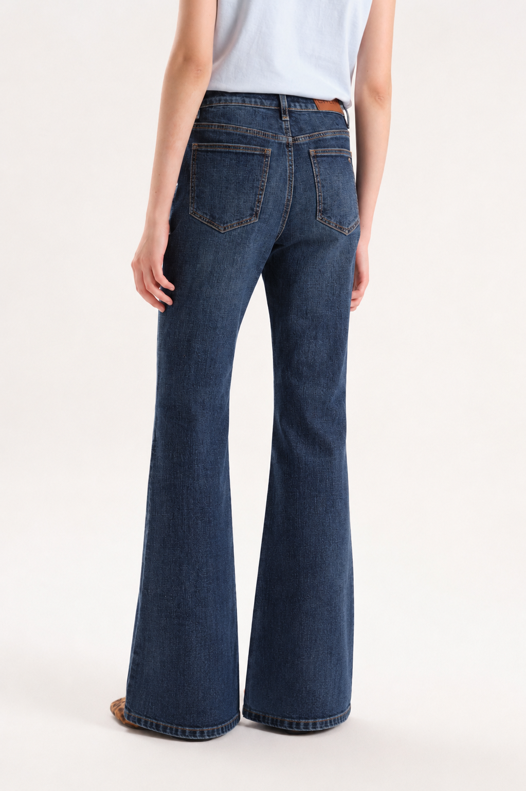 Flare Crop Courtney A