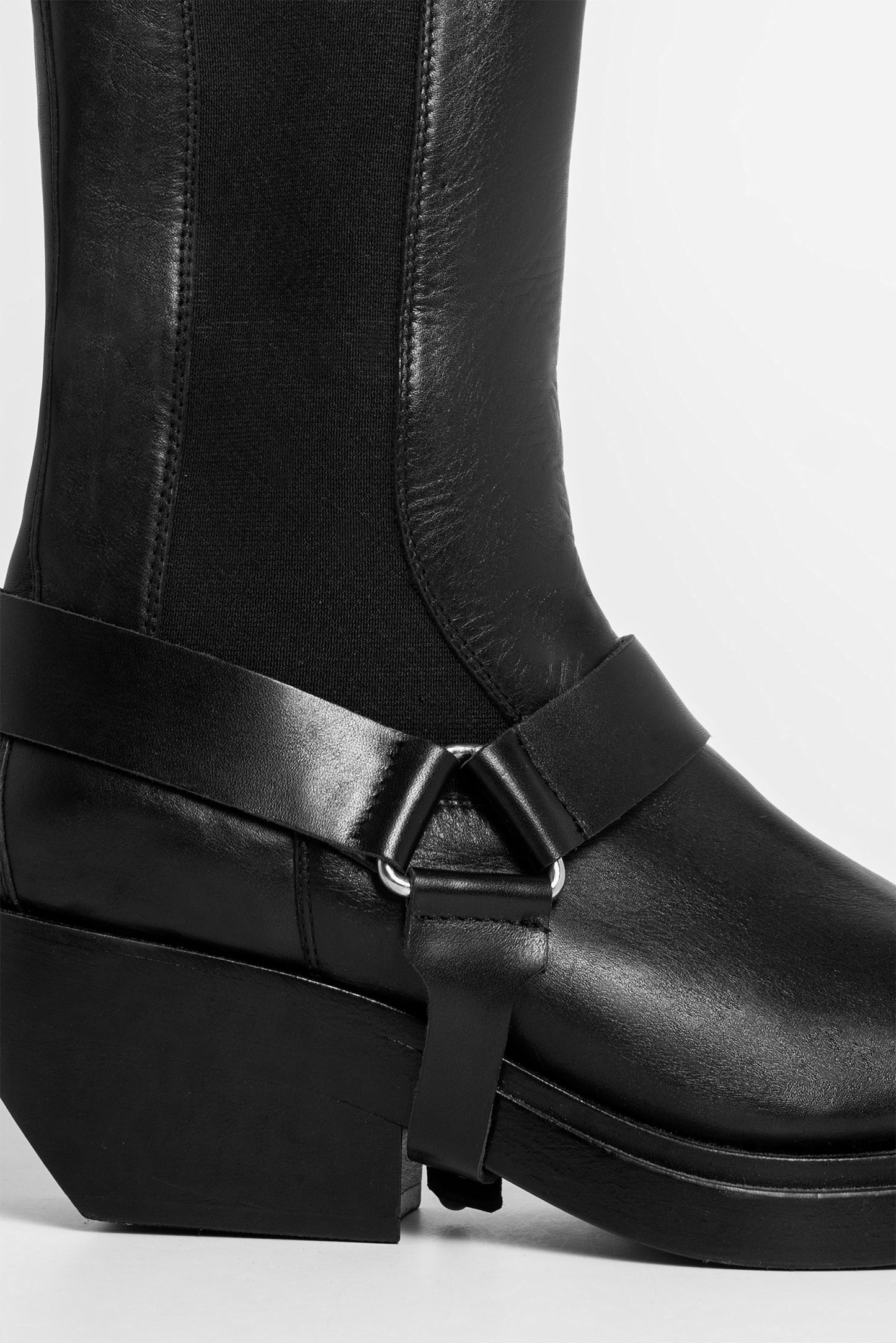 Bota Bisbe
