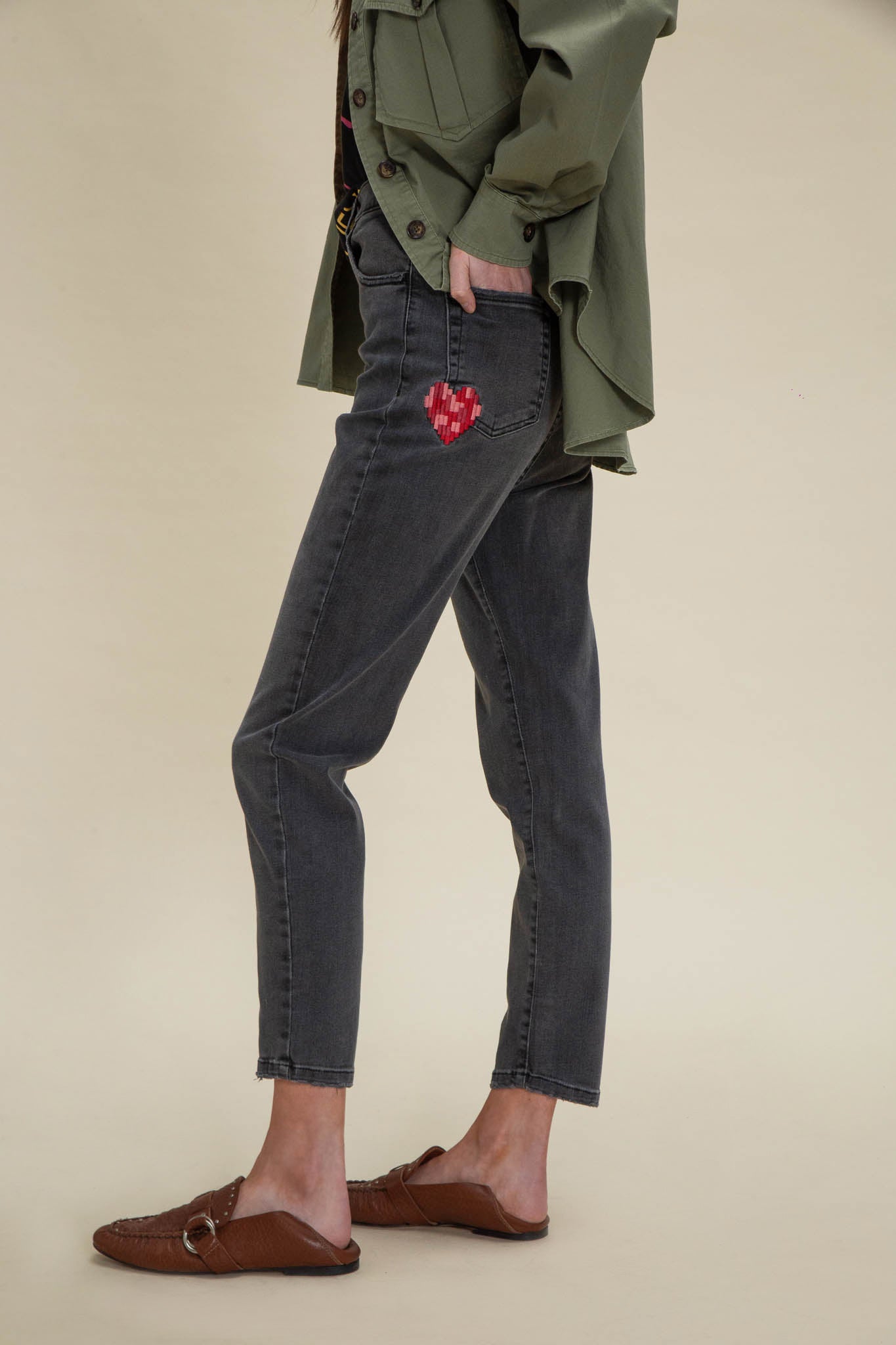 Tori Mom Fit