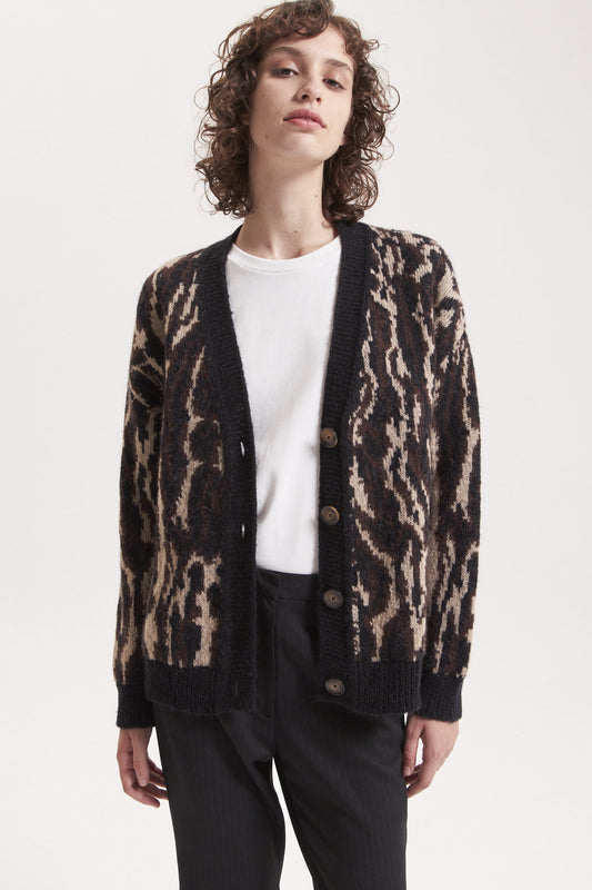 Cardigan Zamora