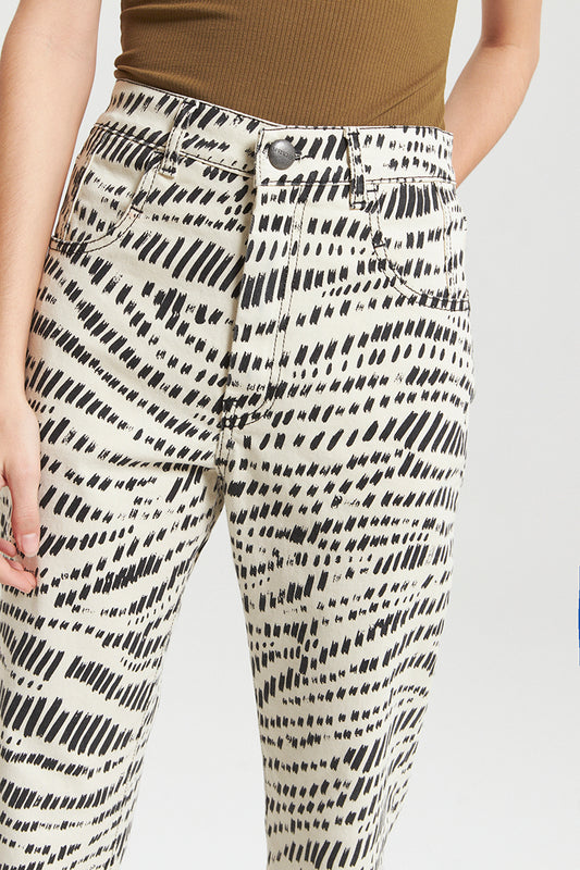 Straight Crop Amarilis