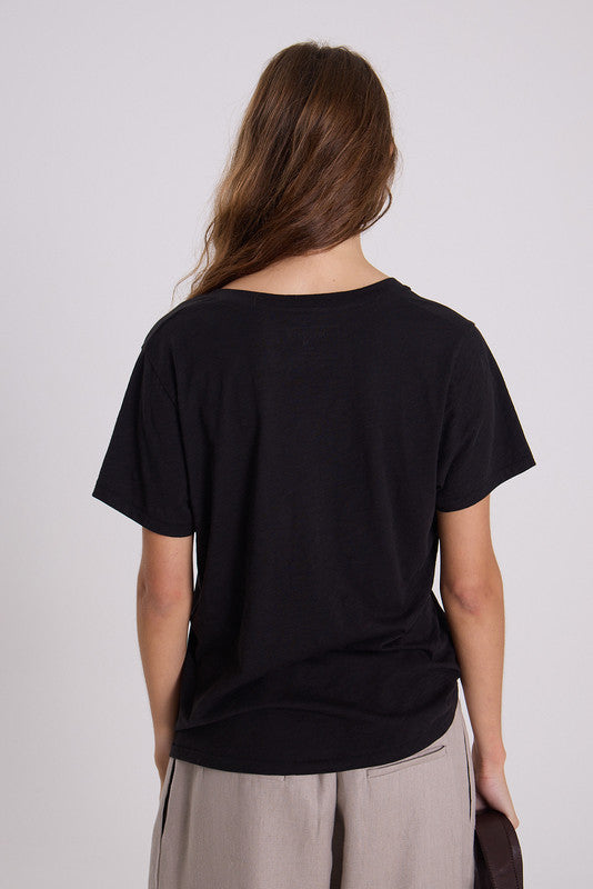 Remera V Pigmeo