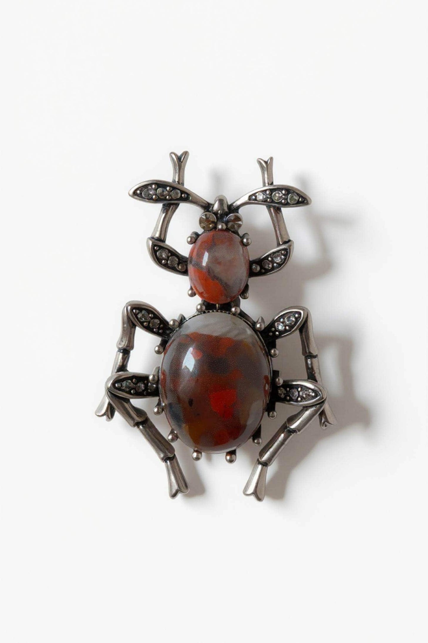 Broche Bug