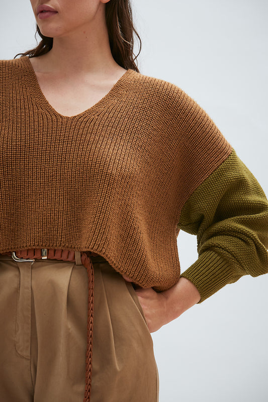 Cisadane Sweater Corto