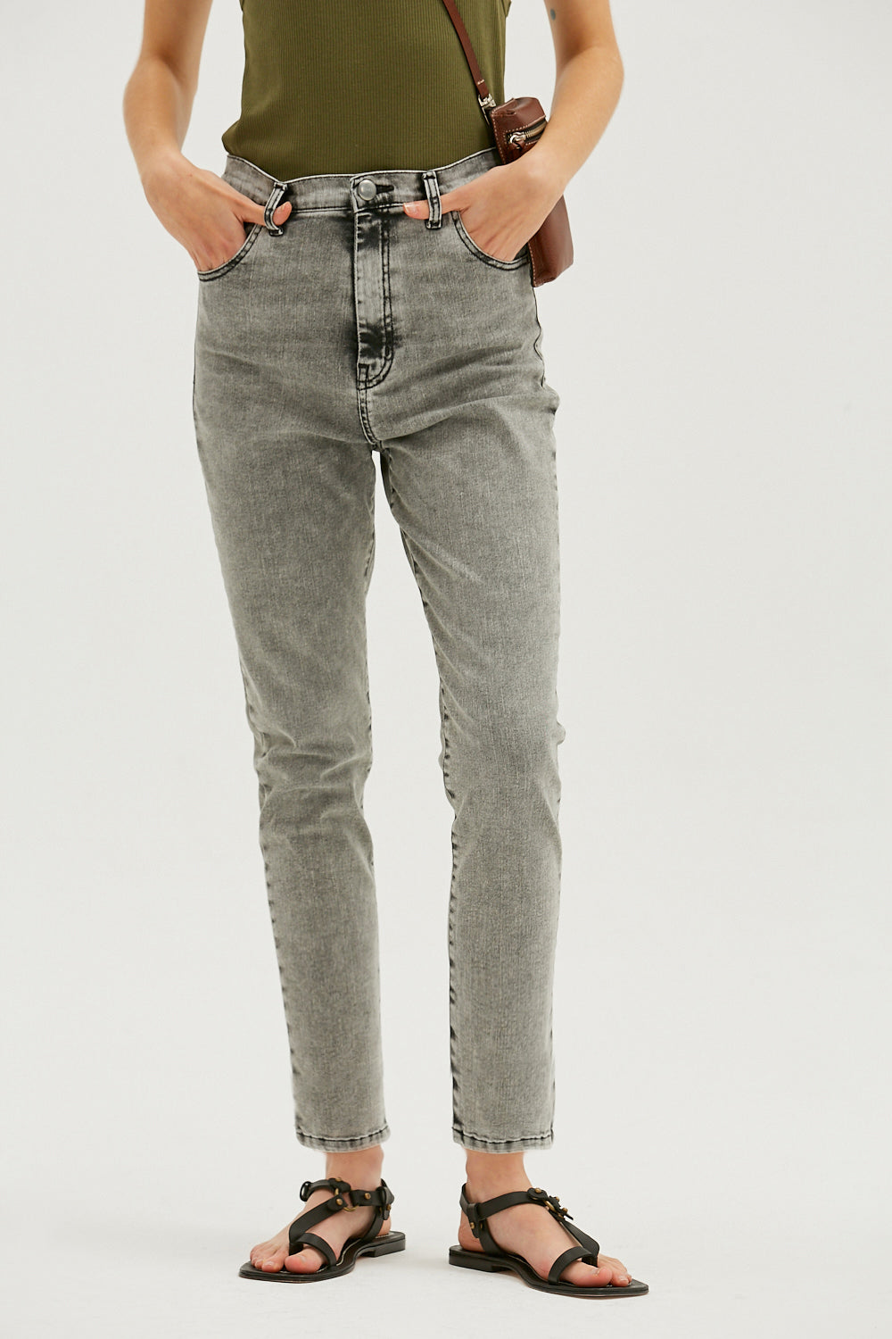 Hart Mom Fit
