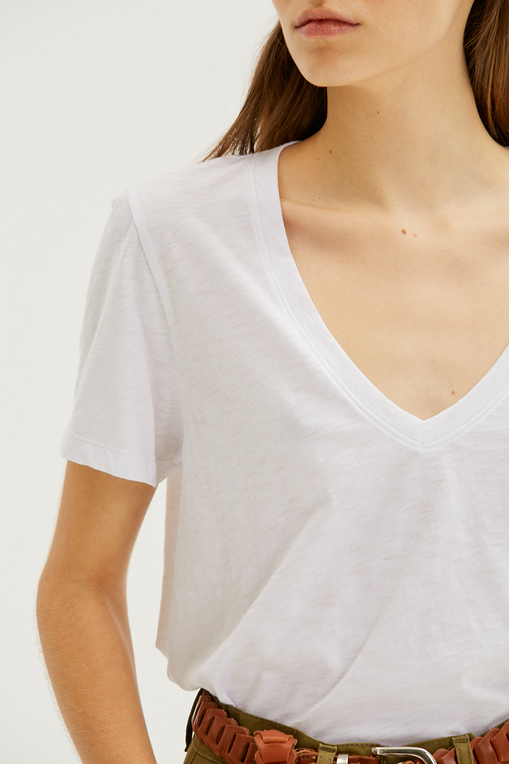 Remera V Manuka