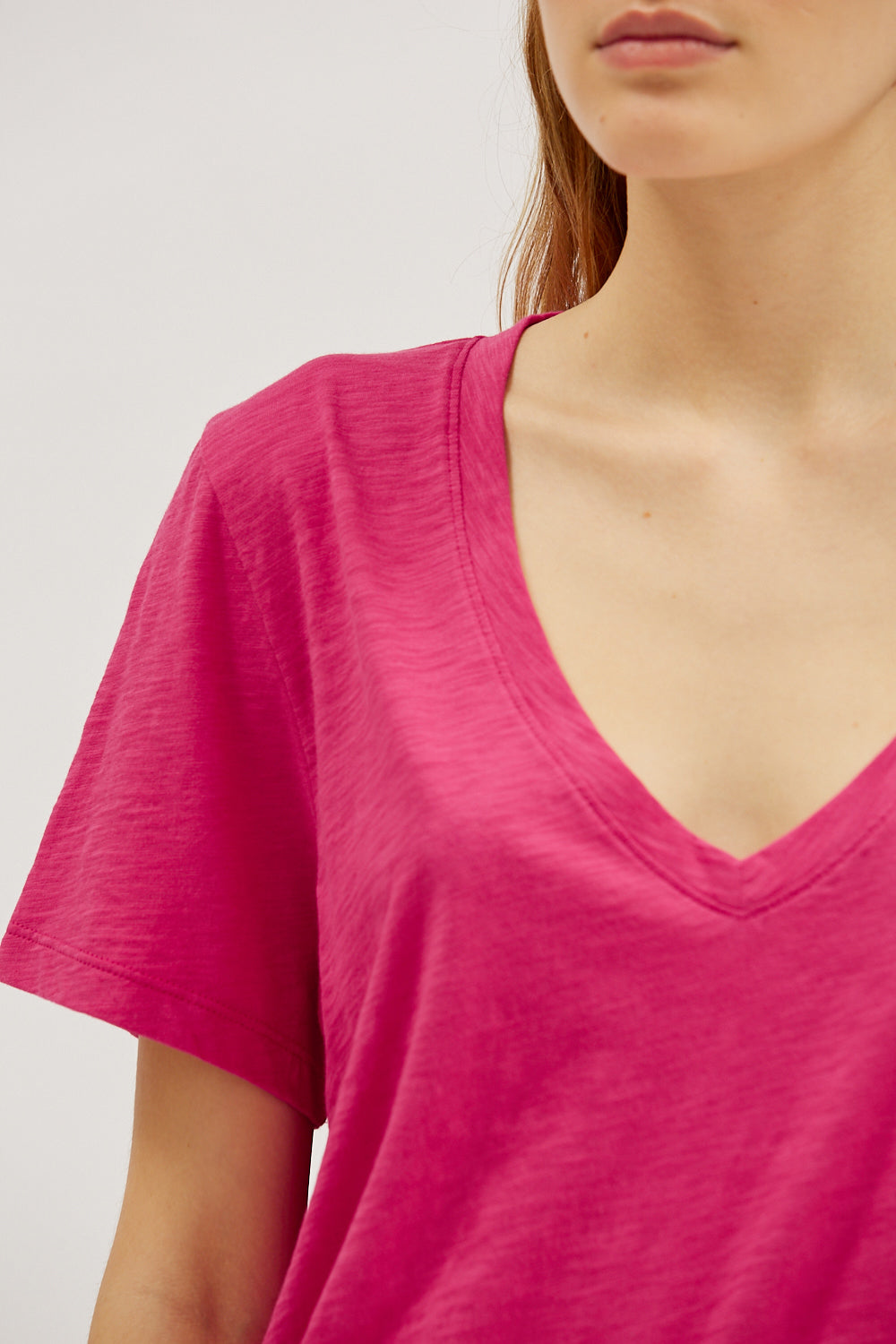 Remera V Manuka